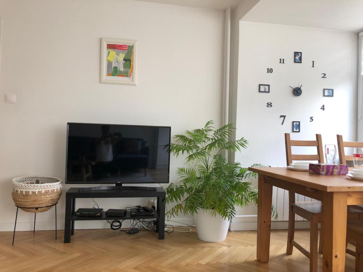 Comfortable And Cosy Apartment 3 Beds-City Center Варшава Екстер'єр фото